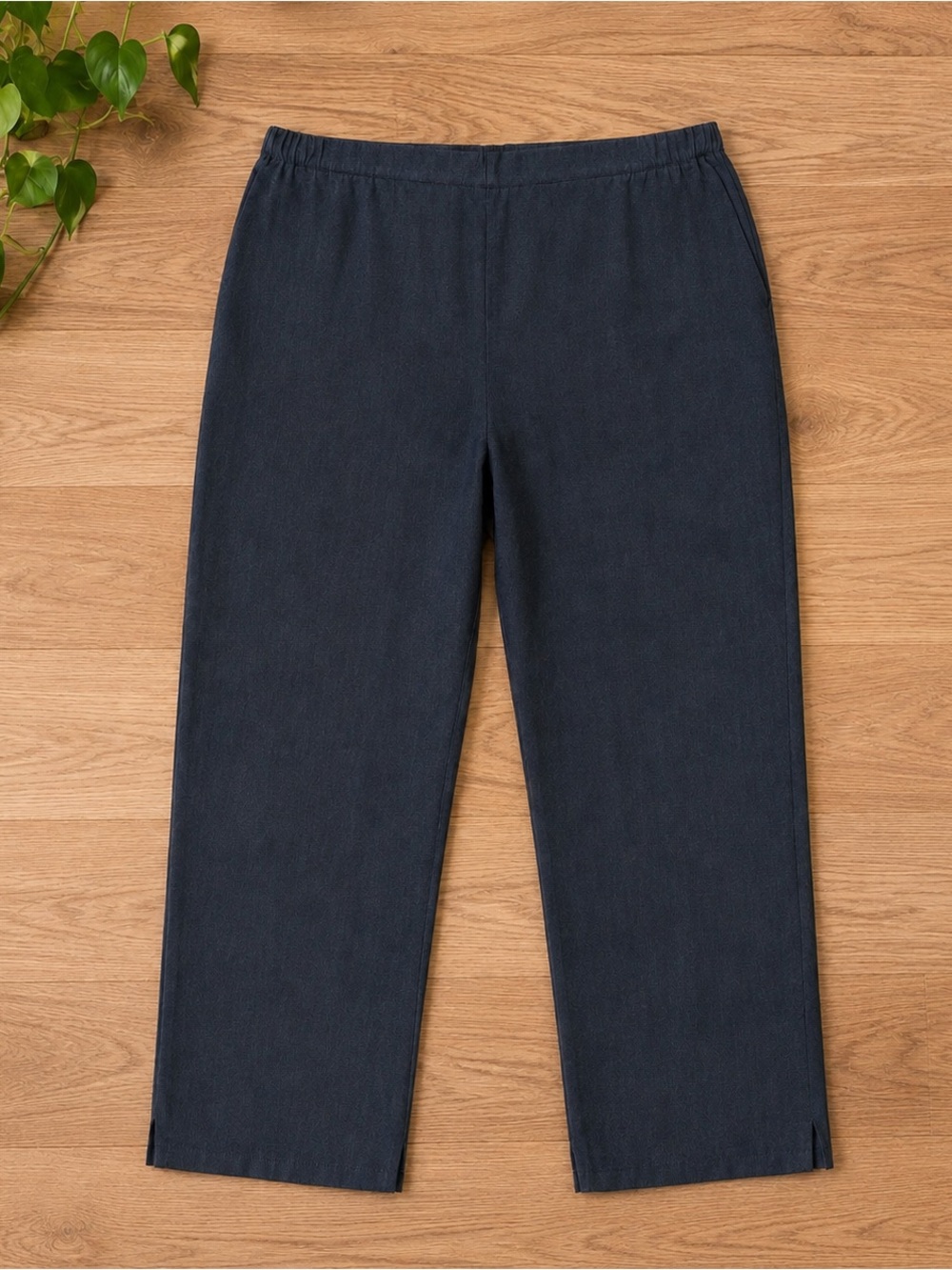 FLAX Dark Charcoal Cropped Pants – Small